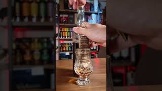 택안떼고 입는옷이나 신발의 원조는 사실 이 위스키입니다.글랜드로낙 캐스크보틀링 1993 #shorts
