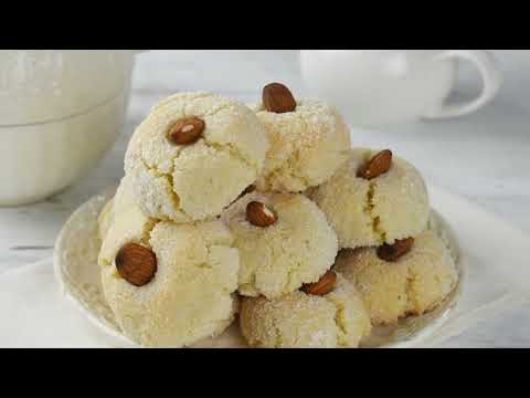Biscotti alle mandorle i dolci delle feste senza farina senza grassi e senza lievito - 4 ingredienti
