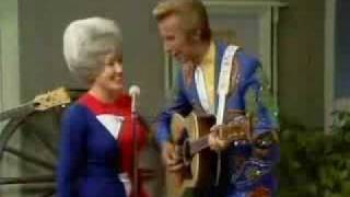 Porter Wagoner and Dolly Parton - Milwaukee, here I come