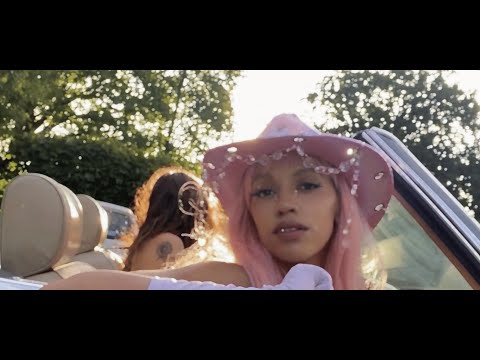 Video thumbnail for Teardrops on the radio