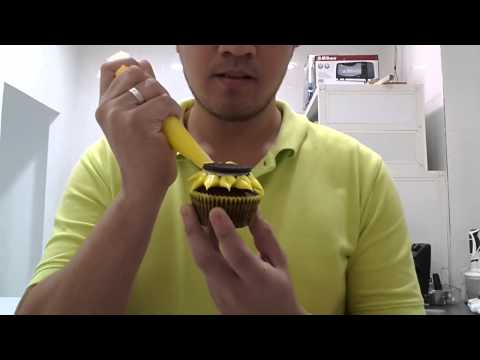 Sun flower frosting practice