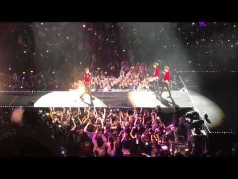 BTS - Run LIVE  (Wings Tour New York 03/24)