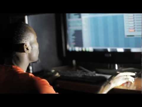 Tha Suspect in the studio with Manny Loveankh recording "Nwannem".