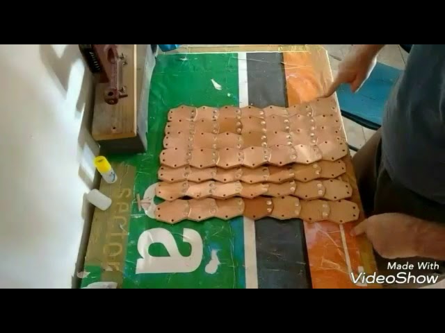 Vídeo relacionado con keland Armadura Pecho Medieval Armadura Cuero Vikingo Hombres Mujeres Accesorio Larp (Marrón-1)