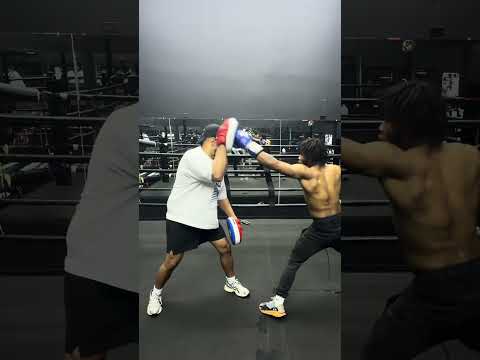 How to Not Get Caught After Jabbing #boxing #boxingtips #footwork