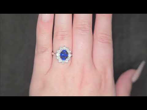 2.57ct LAB Sapphire & LAB Diamond Cluster Ring set in 9ct Gold