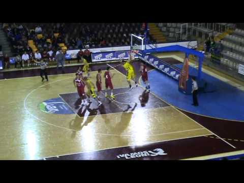 ESPECTACULAR MATE DE TOMAS RAMON