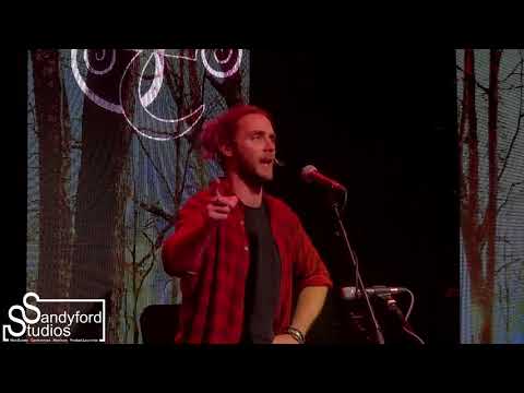 Episode 102 - Caoilte's Fast: Candlelit Tales Livestream Irish Storytelling Special