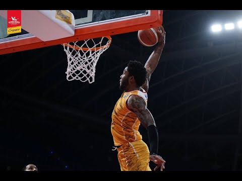 [Focus] Tyrique Jones in Carpegna Prosciutto Basket Pesaro - Umana Reyer Venezia