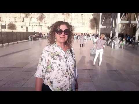 Happy birthday to Odelia!