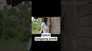 Download lagu Tanggungjawab Mbah !  .  Dagelan jawa #mbahdarmo #dagelanjawa #lucu #ngakak mp3
