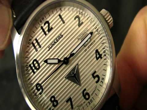 Review Junkers 6256-1  "JU52 Corrugated sheet" Pilot watch
