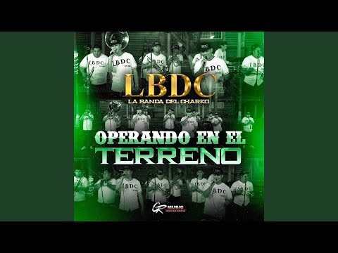 Operando en el Terreno (En Vivo)