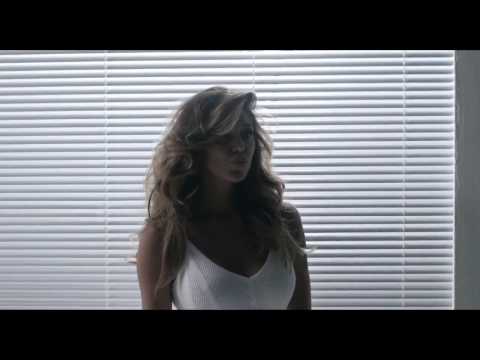 Backstage 2Jewels: Belen Rodriguez