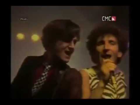 BIJELO DUGME - Čudesno jutro u krevetu gđe Petrović