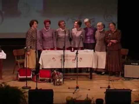 Pevke ljudskih pesmi iz KUD Domžale - Če babe vkup stopijo