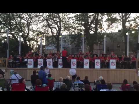 Ferko String Band "Waiting for the Sunrise/Sunshine Nellie" - Mummers Museum 2016