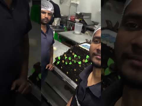 75 Kg order Cake 🎂 chocolate flavour 🍫🍫🍫🎂🎂 #75hard #chocolate #mrmuddassir #mr #cake