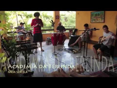 Lançamento Nada sem Ela