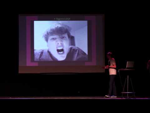 Roman Stilling beim Science Slam Münster (21. Mai 2012): Gewinner-Beitrag - Muster of Puppets