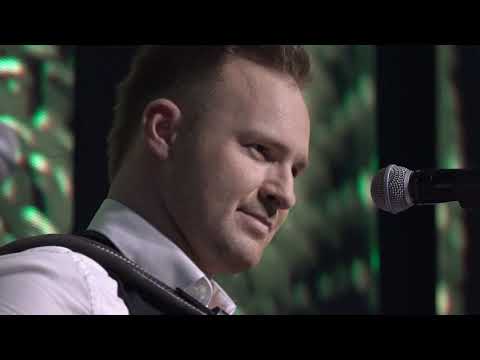 Ansambel Naveza in Romana Cafuta - Drobna prevara (Valentinov koncert Ansambla Naveza)