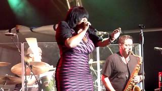 Jill Scott - Gettin&#39; In The Way LIVE @ Somerest House - 10th July 2012