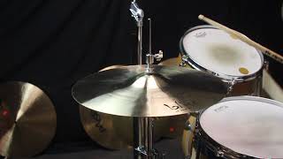 Video thumbnail for Dream 15" Bliss Hi Hats - 1092g/1253g by The Drum Shop - Portland, Maine