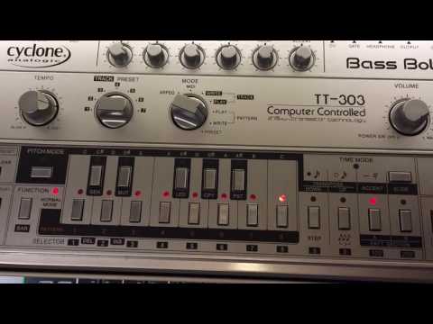 Humanoid - Stakker Humanoid (how to program the bassline step by step)