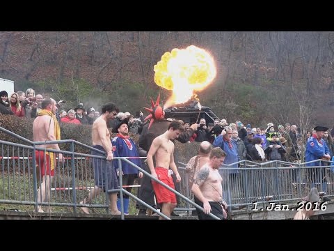 Neujahrsschwimmen 2016 im Edersee ( Sperrmauer) von tubehorst1