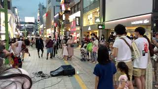 Download lagu Pengamen jalanan - Busan south korea mp3 Download lagu Pengamen jalanan - Busan south korea mp3