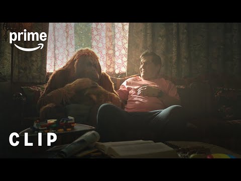 Josh Brolin Meets Samuel the Orangutan | Brothers | Prime Video