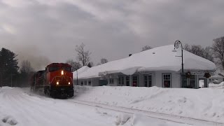 preview picture of video 'CN 2599 at Gravenhurst (08FEB2014)'