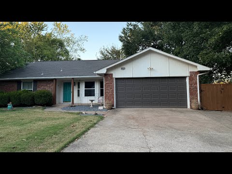 Beautiful 3 Bedroom 2 Bathroom Now Available! property video