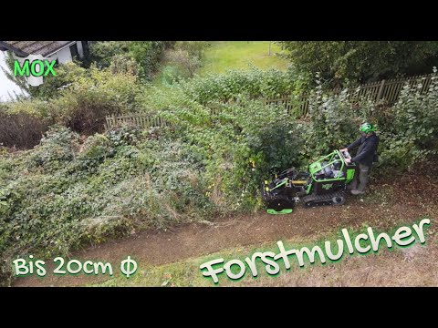 MOX Geräteträger mit Forstmulcher – Stark im Einsatz bis 20 cm Durchmesser