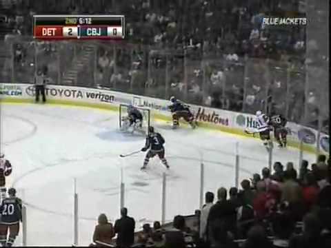 Mike Commodore Humiliates himself!! LOL!