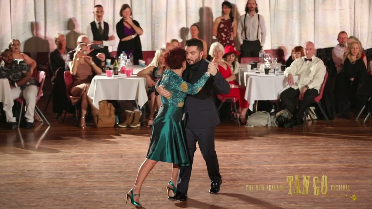 Video thumbnail for Alicia Pons & Sebastian Arrua - 1 Tango