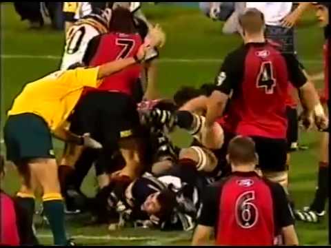 Richie McCaw vs Stephen Larkham Fight
