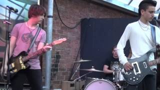 Dogtooth  @ The Clutha in support of Bread over Bombs Glasgow.