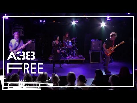 Lydia Lunch's Retrovirus - Burning Skulls // Live 2013 // A38 Free