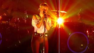 &quot;Show Me Love&quot; (Live) - Robyn - San Francisco, Warfield Theatre - November 23, 2010