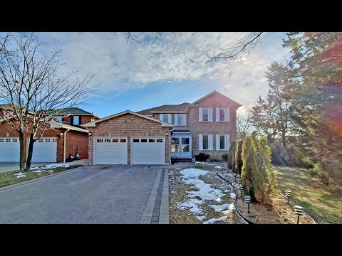 7 Meekings Drive, Ajax