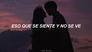 Morat, Sebastián Yatra - Bajo la Mesa [Letra].