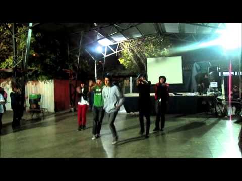 B2ST/BEAST (비스트) Soom ~ JustBlaq Stars Dance cover.