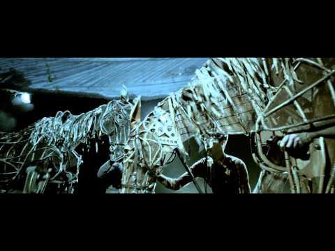 Trailer van het wereldwijde theaterfenomeen War Horse