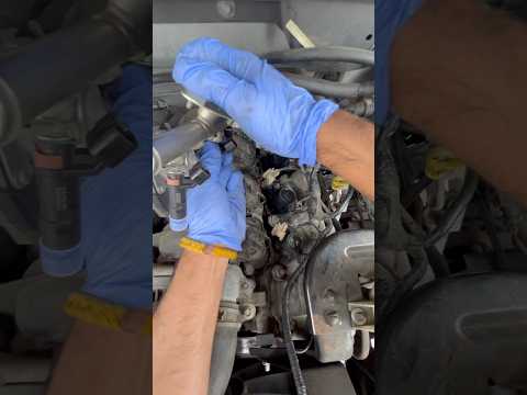 ⚙️ Fuel Injectors Replacement 🔧 for this 2005 Ford F-150 #ford #f150 #fuelinjector #replacement
