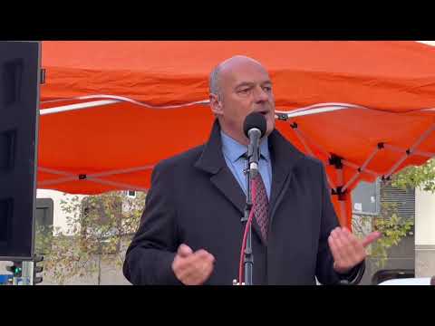 12.11.2022 | #München | #UlliOma Aufklärungsversammlung mit brisanten Rednern