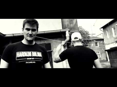 06. BASEMNT - Klatki 2 (VIDEO @CZECHU) #MINUSJEDEN