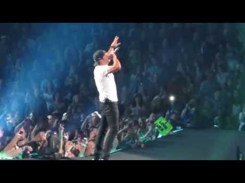 Luke Bryan - Crash My Party    (10/18/13   Nashville)