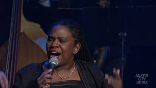 Ruthie Foster &quot;Georgia&quot;  | ACL Hall of Fame New Year&#39;s Special 2018
