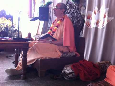 Niranjana Swami -- Class on SB 3.25.26 at the Baltic Summer festival -- 25 July 2013